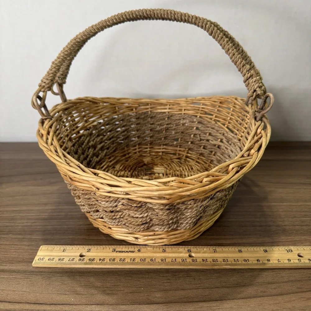 Vintage 1960's Boho Wicker Rattan Folding Handles Hand Woven Basket‎ 11x10